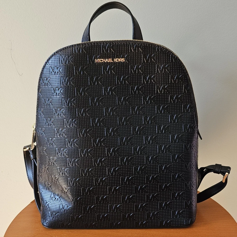 Michael Kors Embossed Cindy LG Backpack - Picture 1 of 10